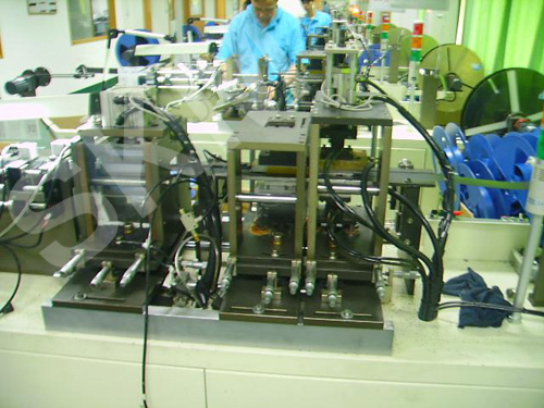 手持式自動鎖螺絲機